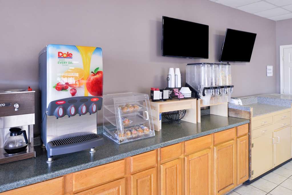 Quality Inn Starkville Exterior photo